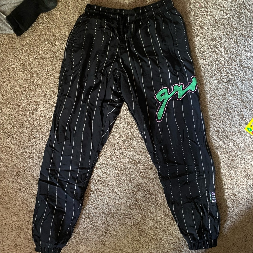 TRACK PANTS